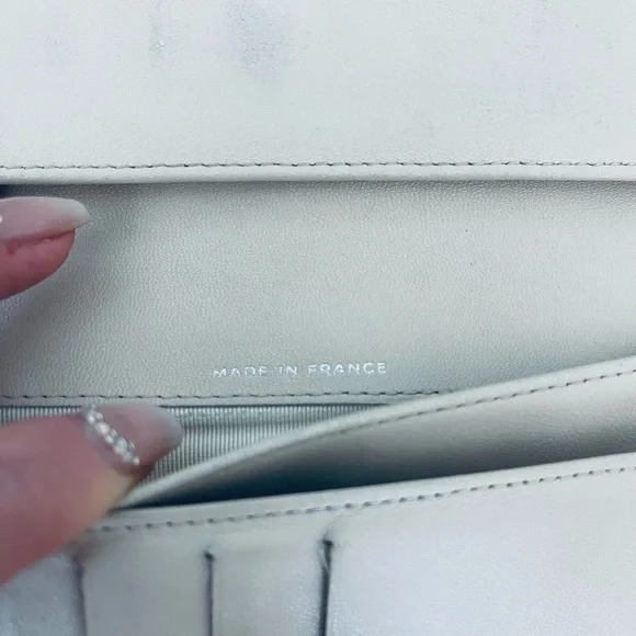 SOLD! Chanel Classic Quilted Patent Leather Wallet on chain, black - Picture 15 of 17